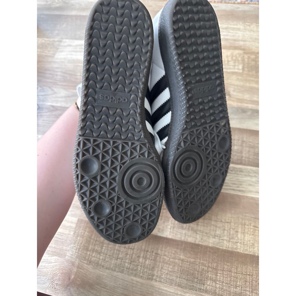 Adidas Samba OG Sneaker in Black and White size 8.5/9.5 - Picture 5 of 7